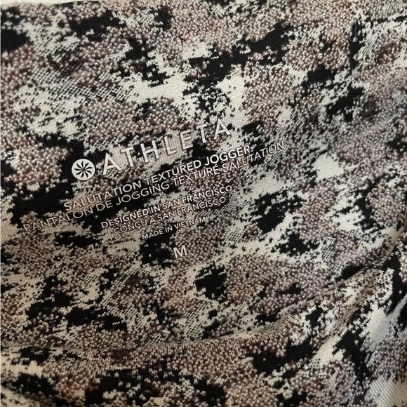 Athleta salutation jogger size medium textured women’s - Picture 4 of 5